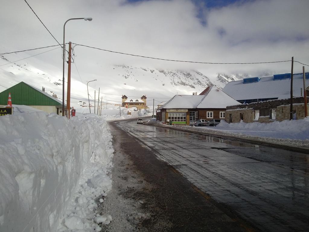 Portezuelo Del Viento - Hostel De Montana ลาสเกววาส ภายนอก รูปภาพ