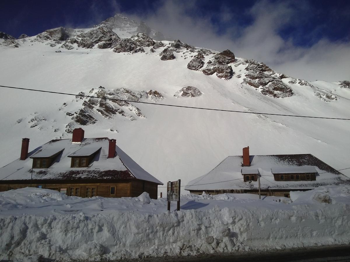 Portezuelo Del Viento - Hostel De Montana ลาสเกววาส ภายนอก รูปภาพ